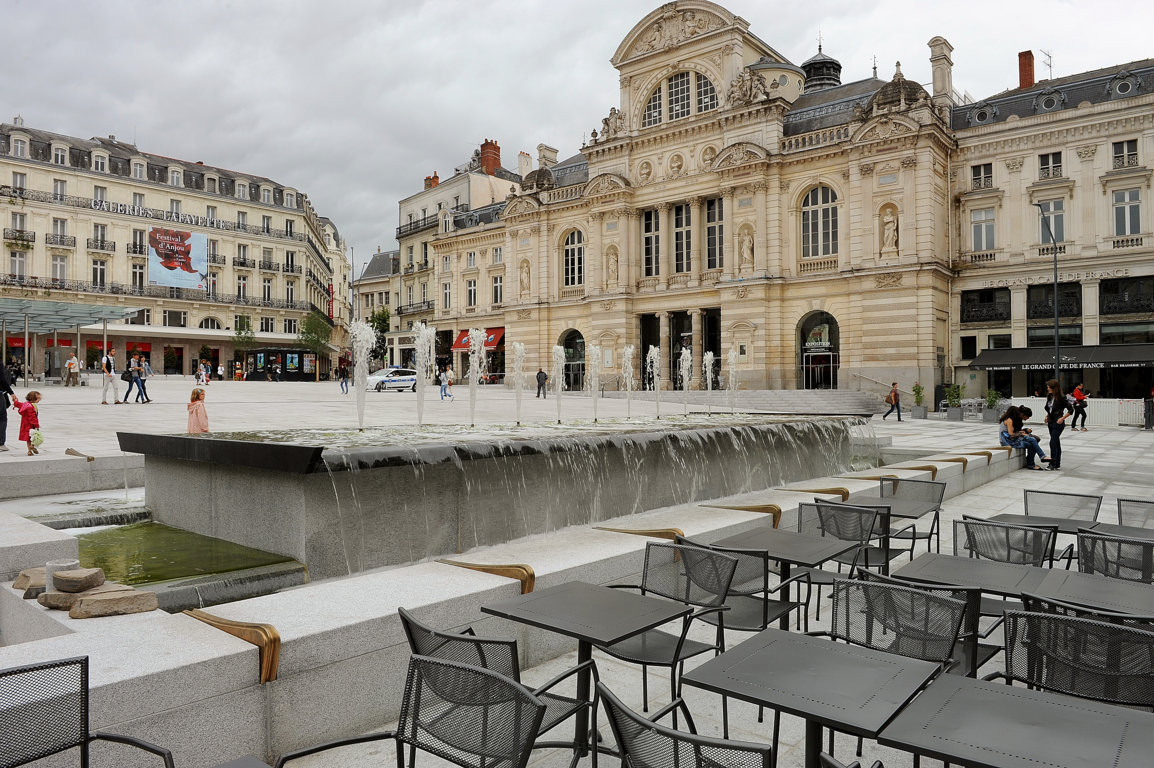 FONTAINE A ANGERS