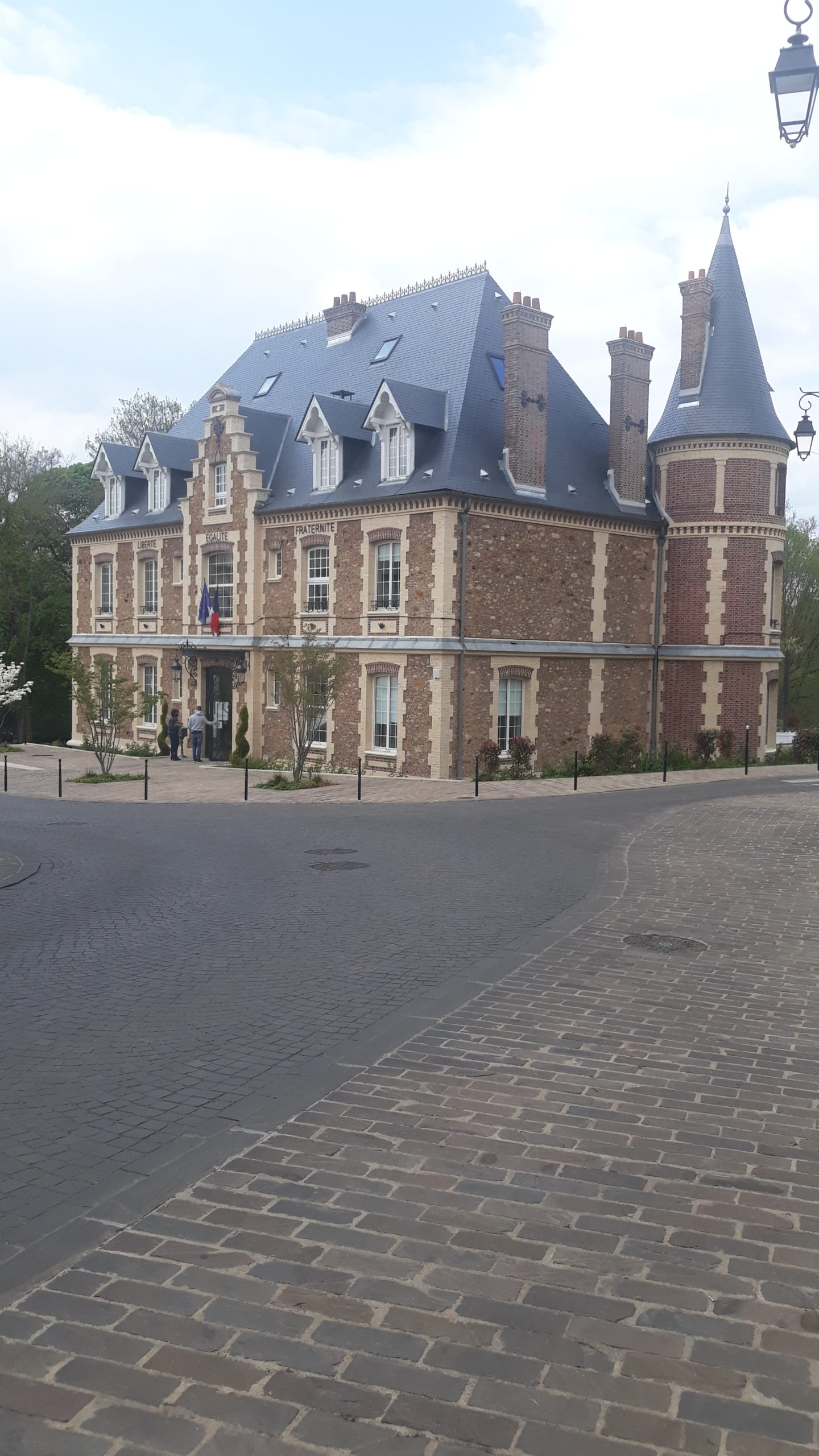 Requalification Du Centre Ville D EPINAY SOUS SENART Cominex